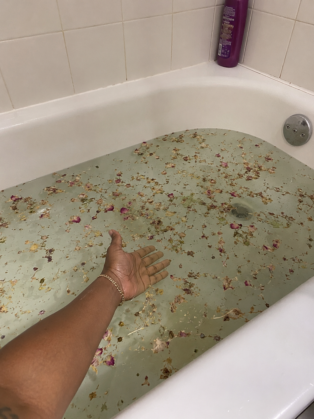 Traditional Herbs & Floral Baths Guide
